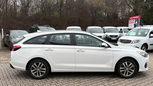 Hyundai i30 Kombi Trend Automatik – Foto 4