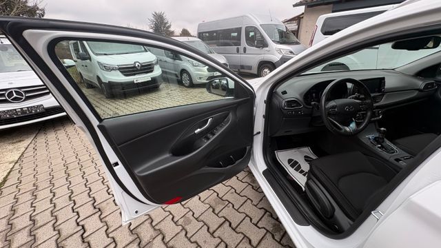 Hyundai i30 Kombi Trend Automatik – Foto 11